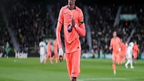 陳諾思香港女花杯首战告负，斗志未减力争16强晋级