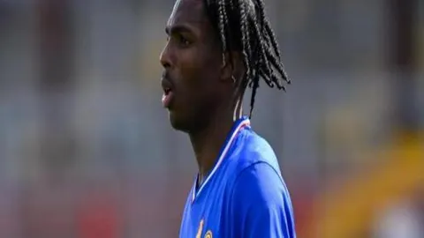 巴甲10胜8：警惕巴甲剧本，专家谨慎推荐